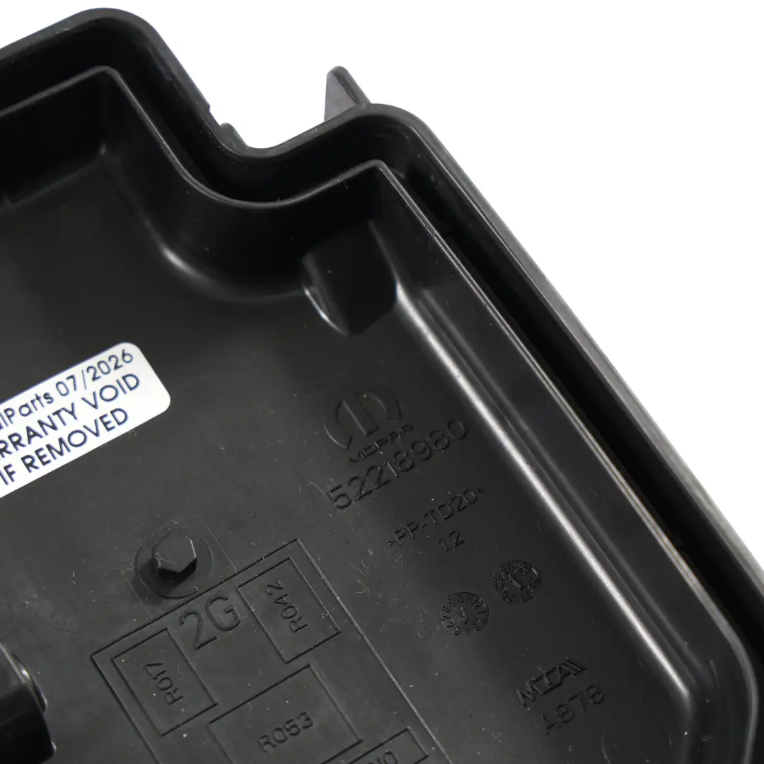 Vauxhall Movano C Fuse Box Cover Covering Lid Top Housing - SKU 52218980 - Part number 52218980