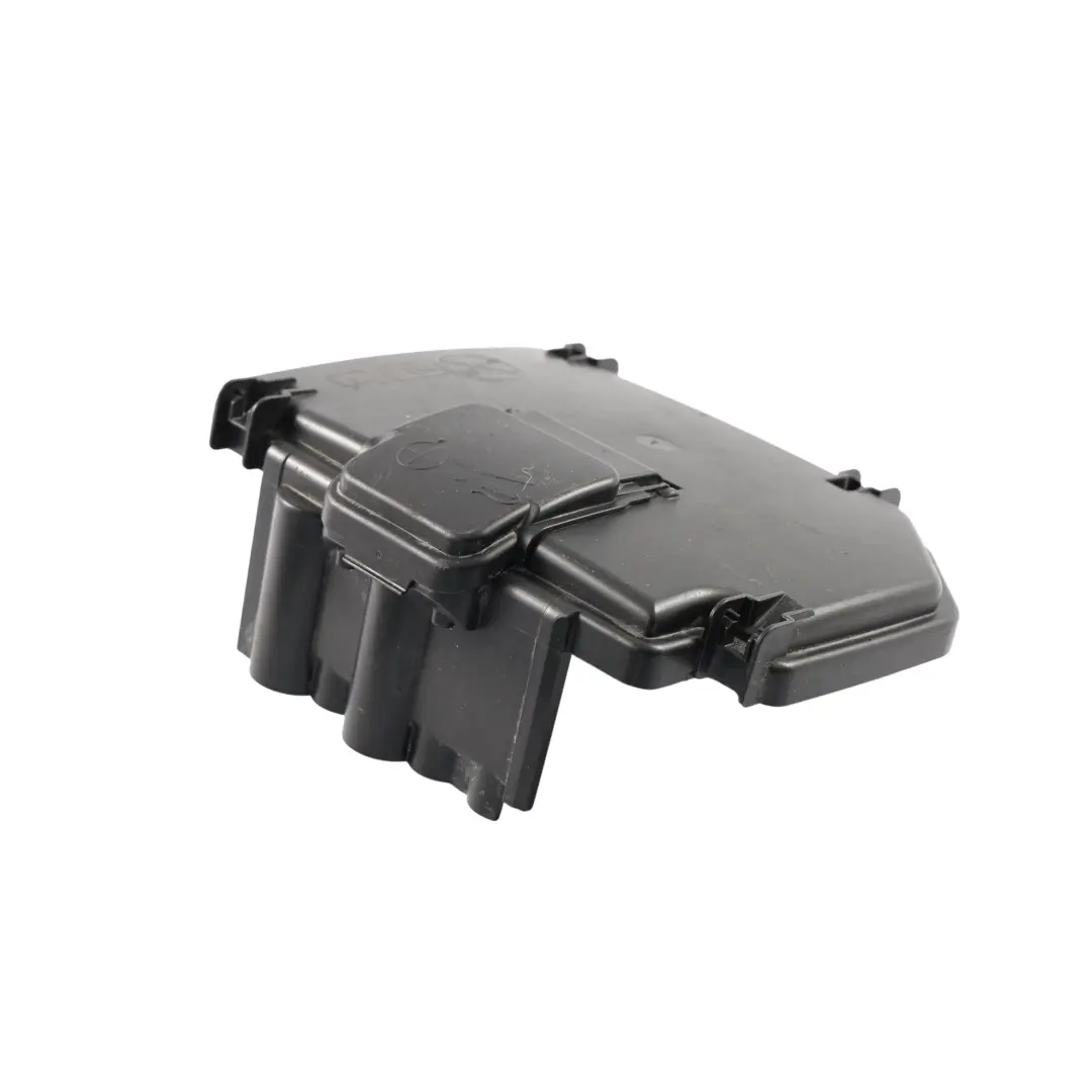 Coperchio Scatola Fusibili Alloggiamento Superiore per Opel Movano C con numero di parte 52218980 Opel Movano C Coperchio Scatola Fusibili Alloggiamento Superiore - SKU 52218980 - Numero di parte 52218980