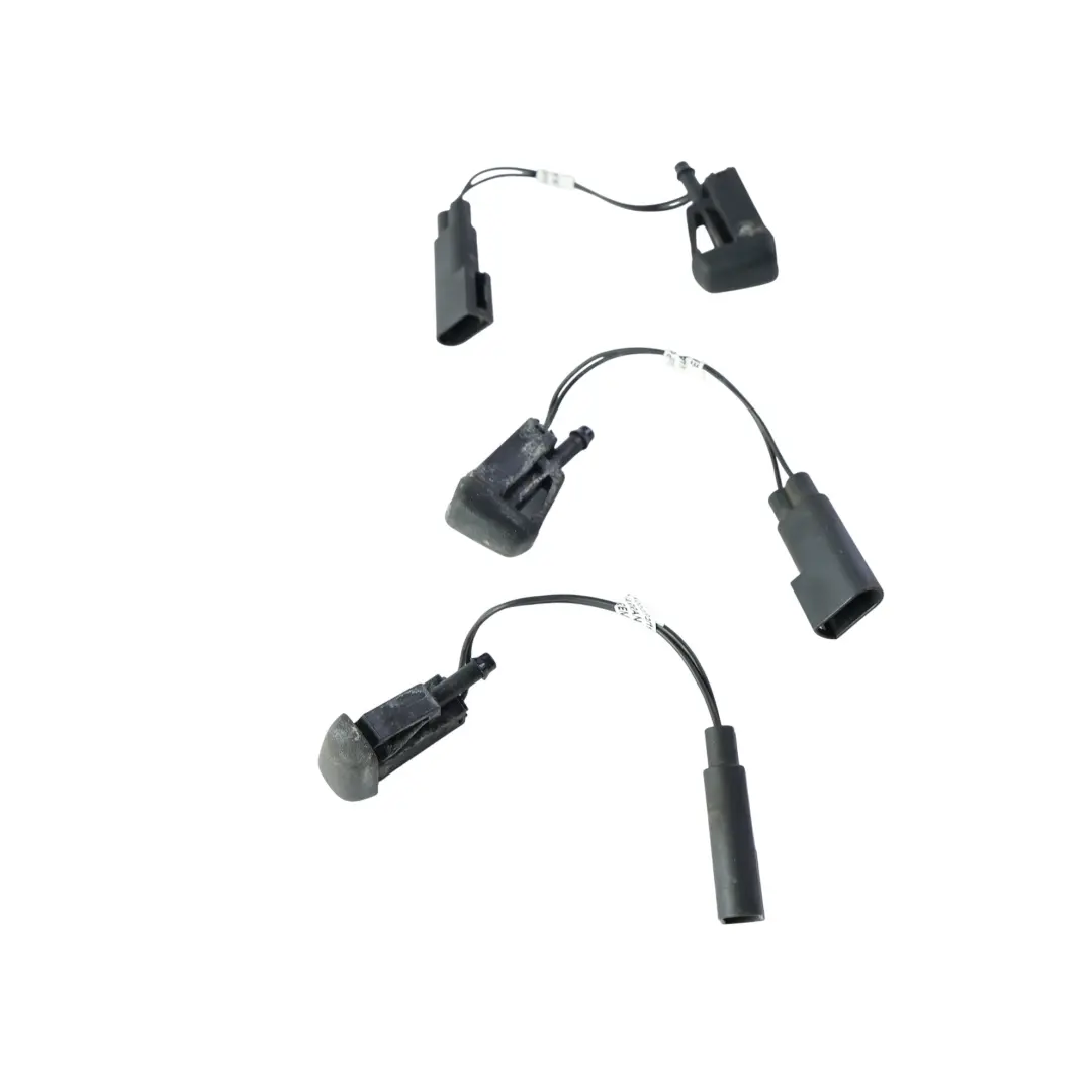 MK5 Set Boquillas Limpiaparabrisas Delantero X3 para Ford Mondeo con número de pieza 5306426 Ford Mondeo MK5 Set Boquillas Limpiaparabrisas Delantero X3 - SKU 5306426-1 - Número de pieza 5306426