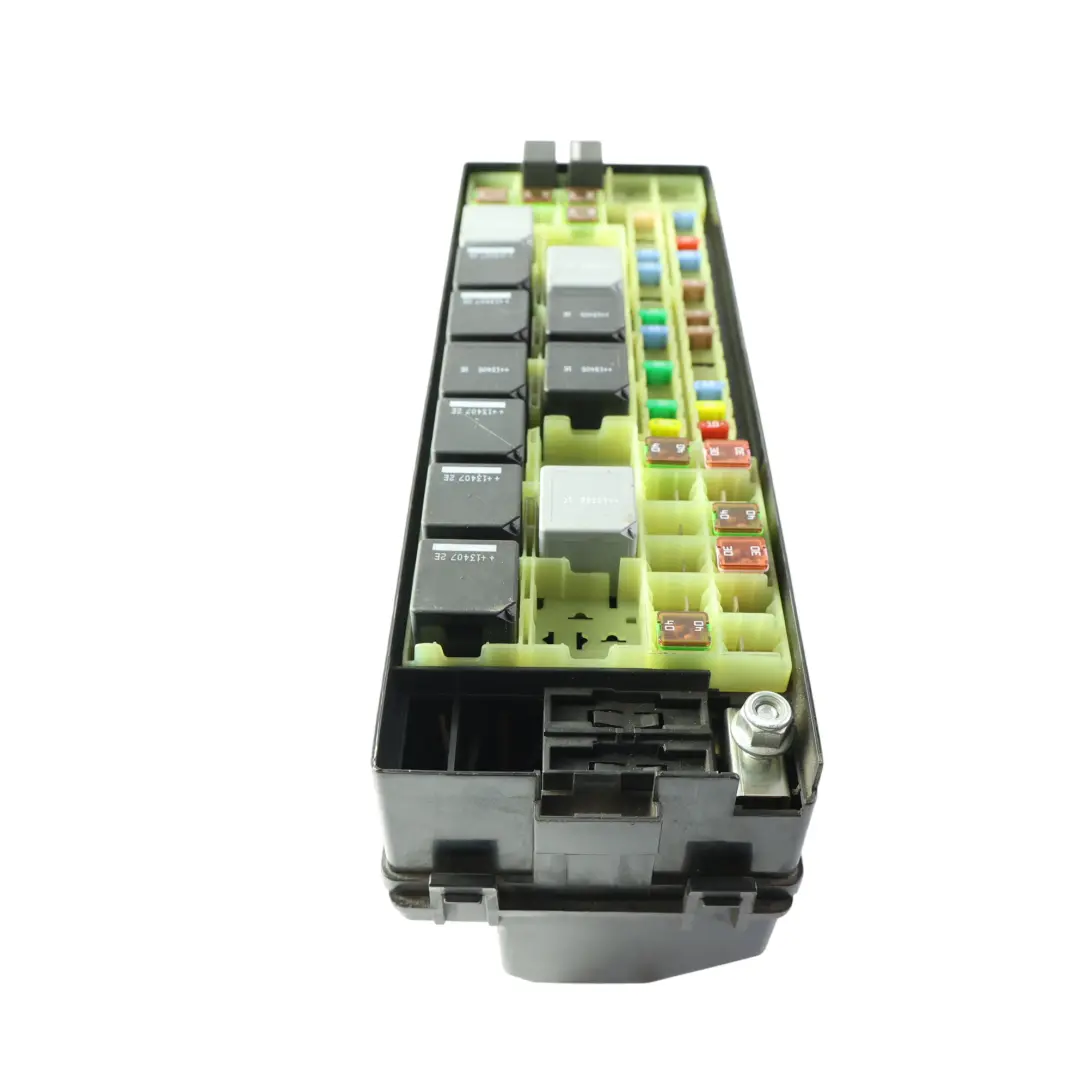 Fuse Relay Box Electrical Unit to Range Rover Vogue L405 with Part number CK52-14A067-BB Range Rover Vogue L405 Fuse Relay Box Electrical Unit - SKU CK52-14A067-BB-2 - Part number CK52-14A067-BB