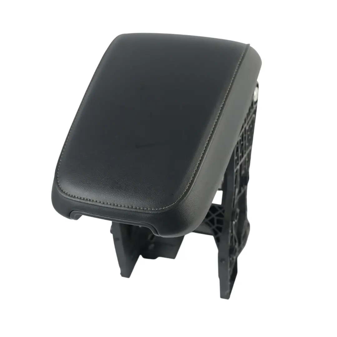 Skoda Karoq NU7 Mittelkonsole Armlehne Abdeckung Leder Schwarz - SKU 565864207 - Teilenummer 565864207
