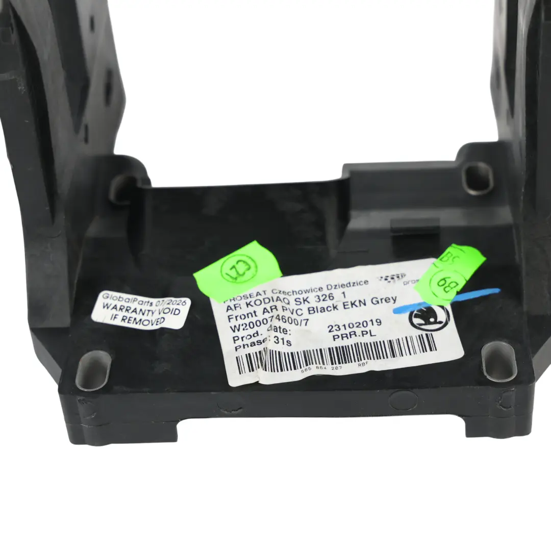 Centre Console Armrest Cover Leather Black to Skoda Karoq NU7 with Part number 565864207 Skoda Karoq NU7 Centre Console Armrest Cover Leather Black - SKU 565864207 - Part number 565864207