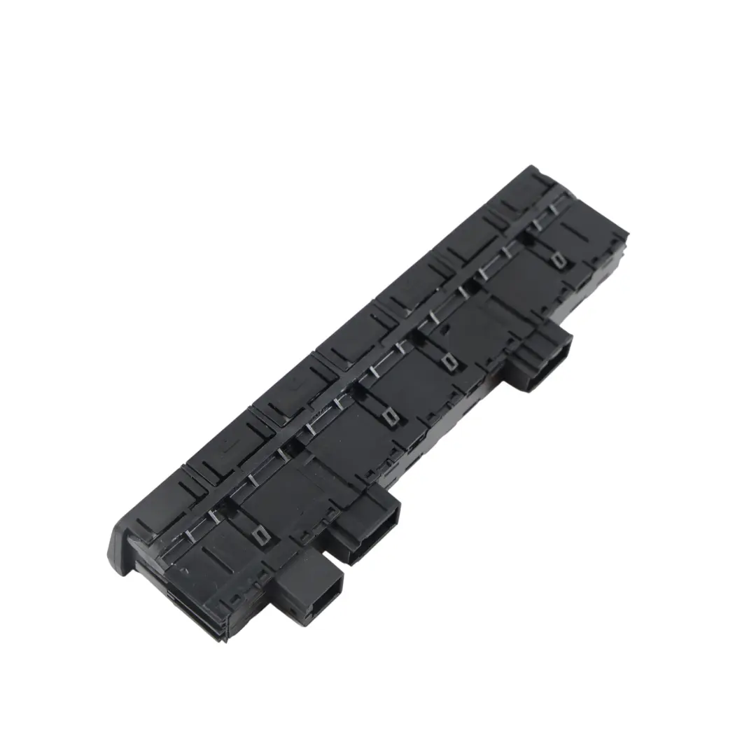 Skoda Kodiaq Karoq Interruttore Pannello Controllo Luci Emergenza - SKU 565927132AK - Numero di parte 565927132AK