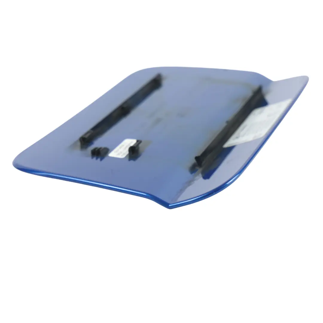 Tapa Combustible Azul Carrera F5W para Skoda Karoq Seat Ateca VW Taos con número de pieza 575809909 Skoda Karoq Seat Ateca VW Taos Tapa Combustible Azul Carrera F5W - SKU 575809909-RAB - Número de pieza 575809909