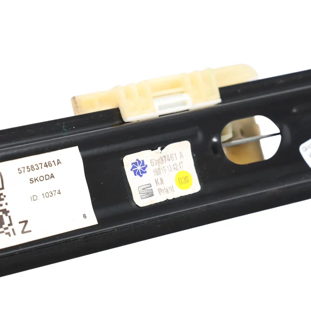 Mechanizm Podnośnika Szyby Przedni Prawy do Skoda Karoq Nu7 o numerze 575837461A Skoda Karoq Nu7 Mechanizm Podnośnika Szyby Przedni Prawy - SKU 575837461A - Numer Części 575837461A