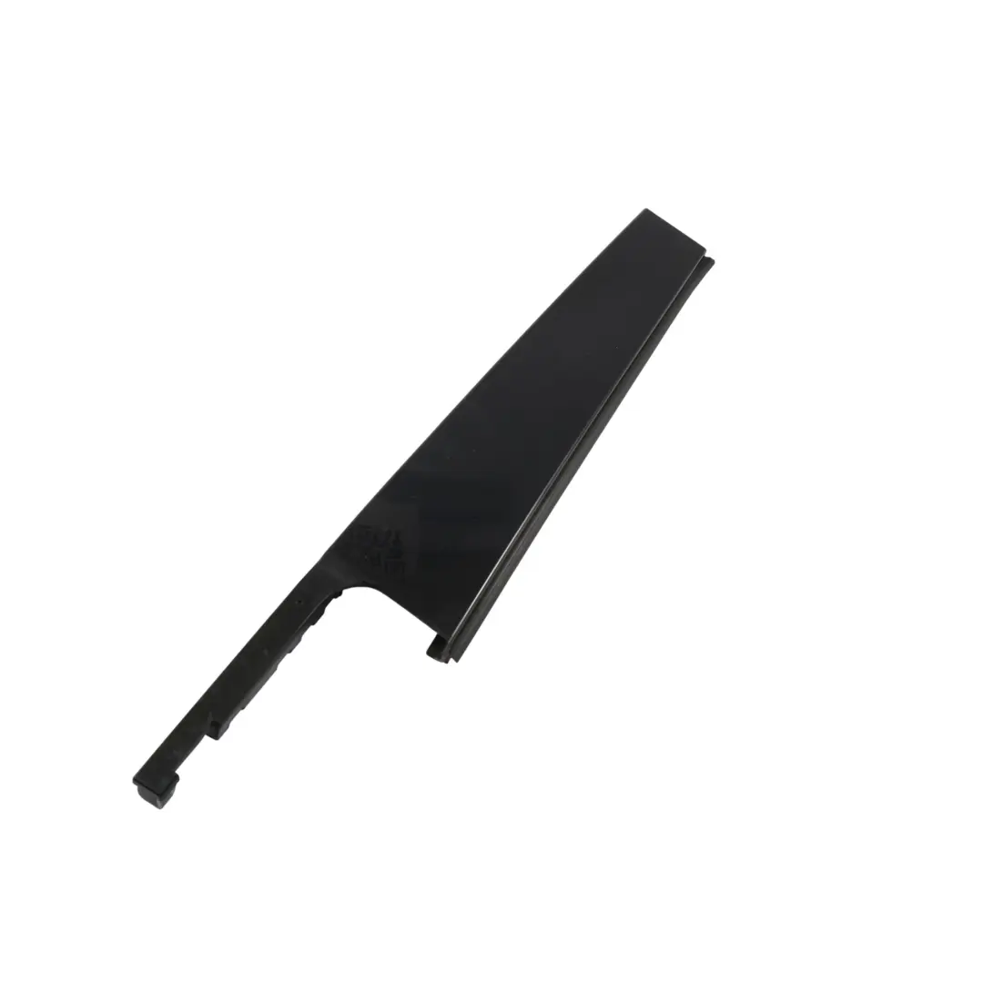 Skoda Karoq ND Ateca KH Moldura Pilar Trasero Derecho Negro Brillo - SKU 575839902C - Número de pieza 575839902C
