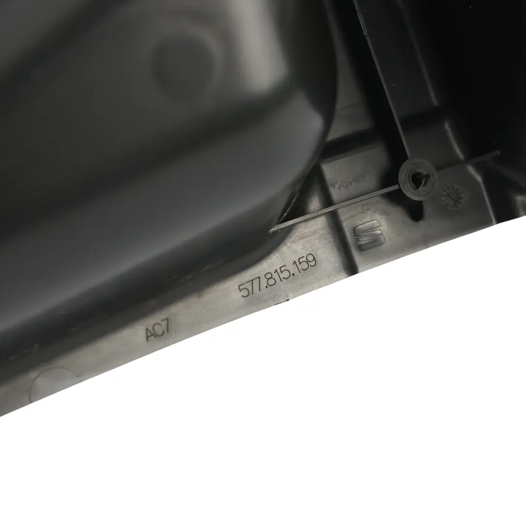 Panel Cubierta Moldura Admisión Aire para Skoda Karoq NU7 con número de pieza 577815159 Skoda Karoq NU7 Panel Cubierta Moldura Admisión Aire - SKU 577815159 - Número de pieza 577815159