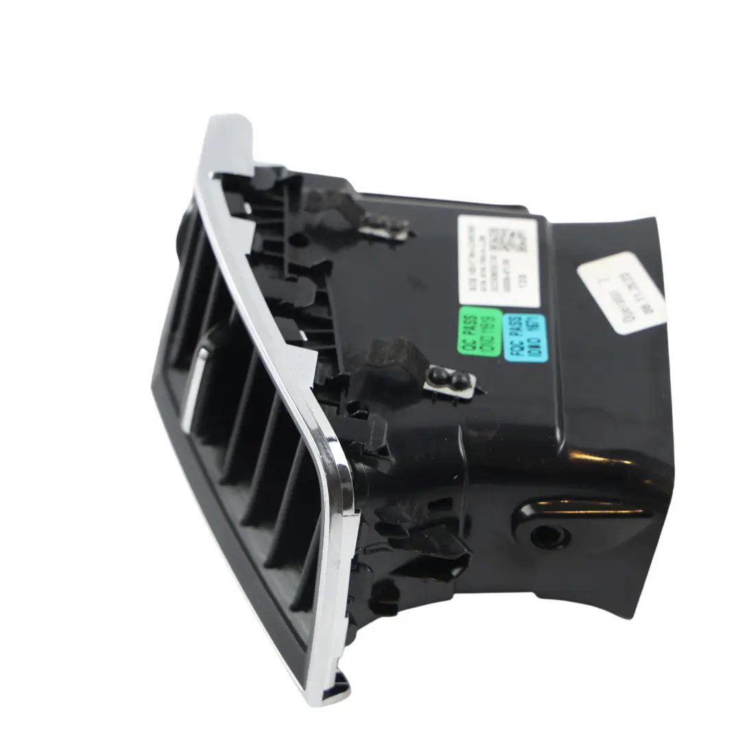 Griglia Bocchetta Aria Cruscotto Anteriore Destra per Skoda Karoq con numero di parte 57A819702A Skoda Karoq Griglia Bocchetta Aria Cruscotto Anteriore Destra - SKU 57A819702A - Numero di parte 57A819702A