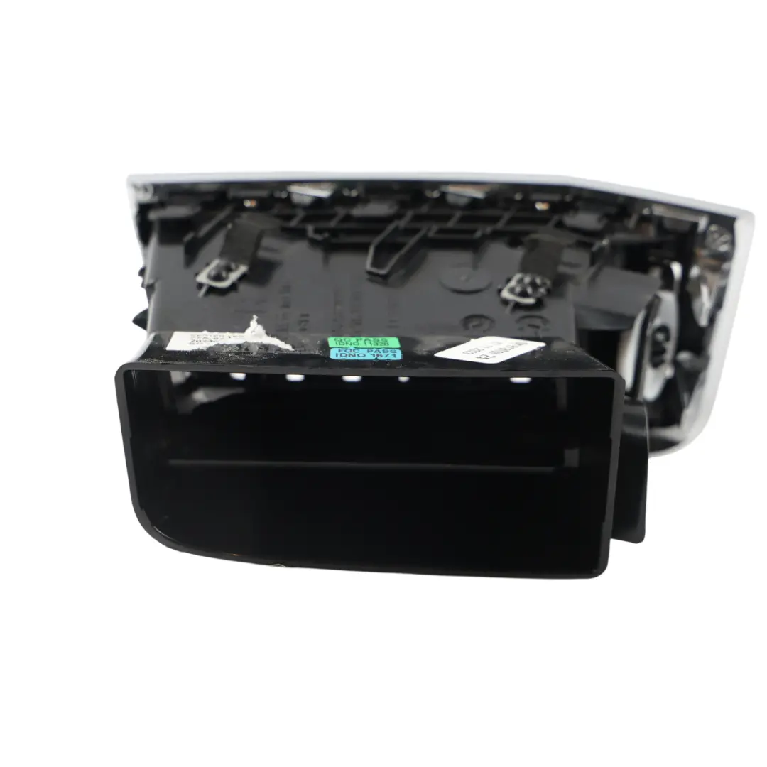 Dashboard Air Vent Central Air Grill Right O/S to Skoda Karoq with Part number 57A820952 Skoda Karoq Dashboard Air Vent Central Air Grill Right O/S - SKU 57A820952 - Part number 57A820952