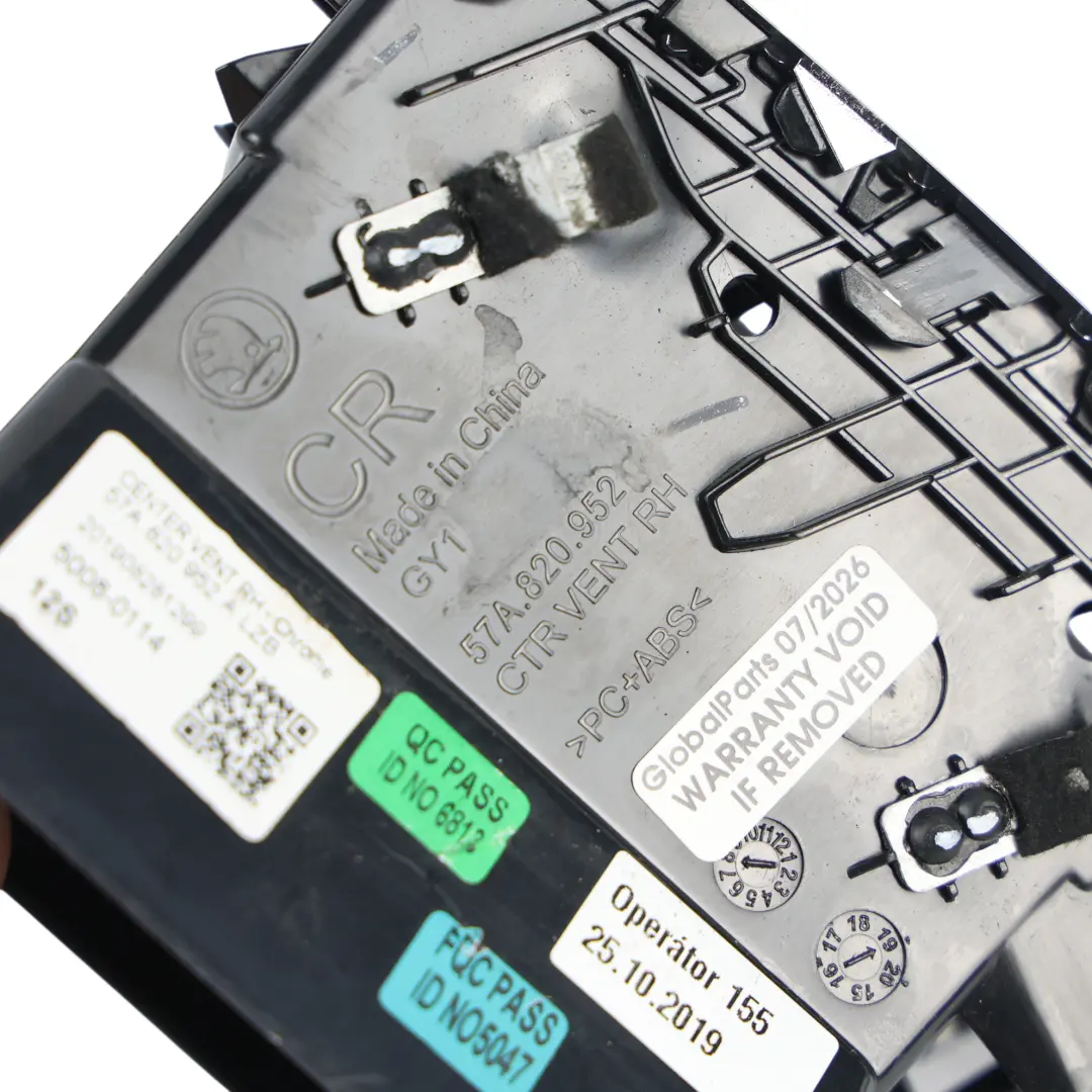 Skoda Karoq NU7 Armaturenbrett Luftdüse Gitter Mitte Rechts - SKU 57A820952A - Teilenummer 57A820952A