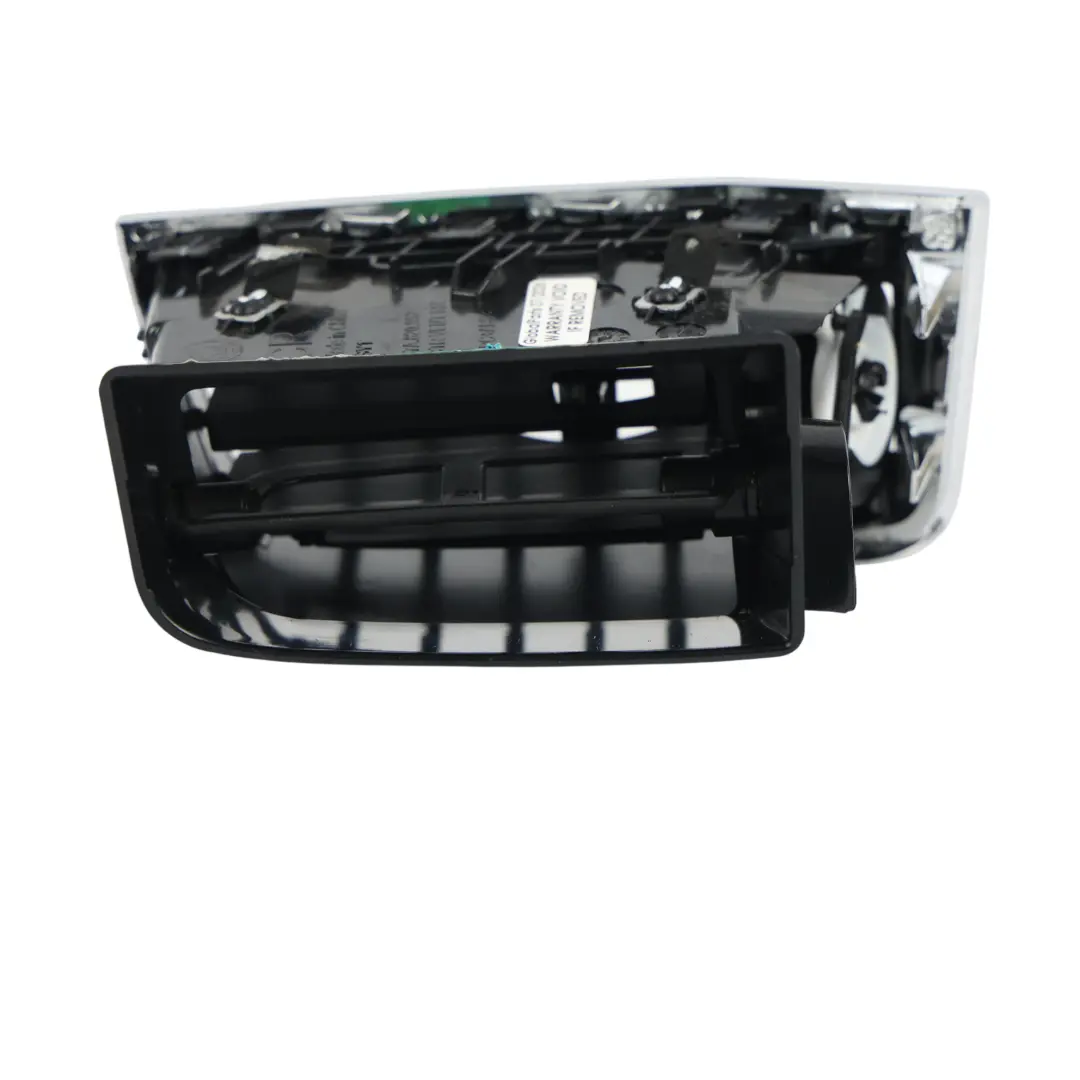 Skoda Karoq NU7 Armaturenbrett Luftdüse Gitter Mitte Rechts - SKU 57A820952A - Teilenummer 57A820952A