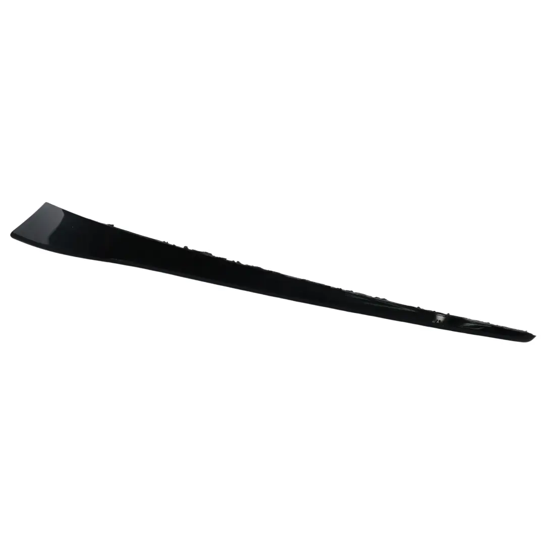 Spoiler Barra Portellone Posteriore Sinistro per Skoda Karoq NU7 con numero di parte 57A827931 Skoda Karoq NU7 Spoiler Barra Portellone Posteriore Sinistro - SKU 57A827931 - Numero di parte 57A827931
