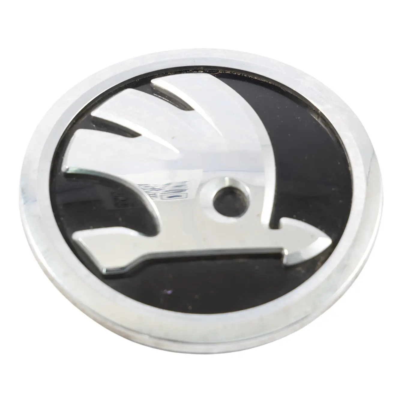 Skoda Karoq ND Emblema Logo Badge Cofano Anteriore 57A853621