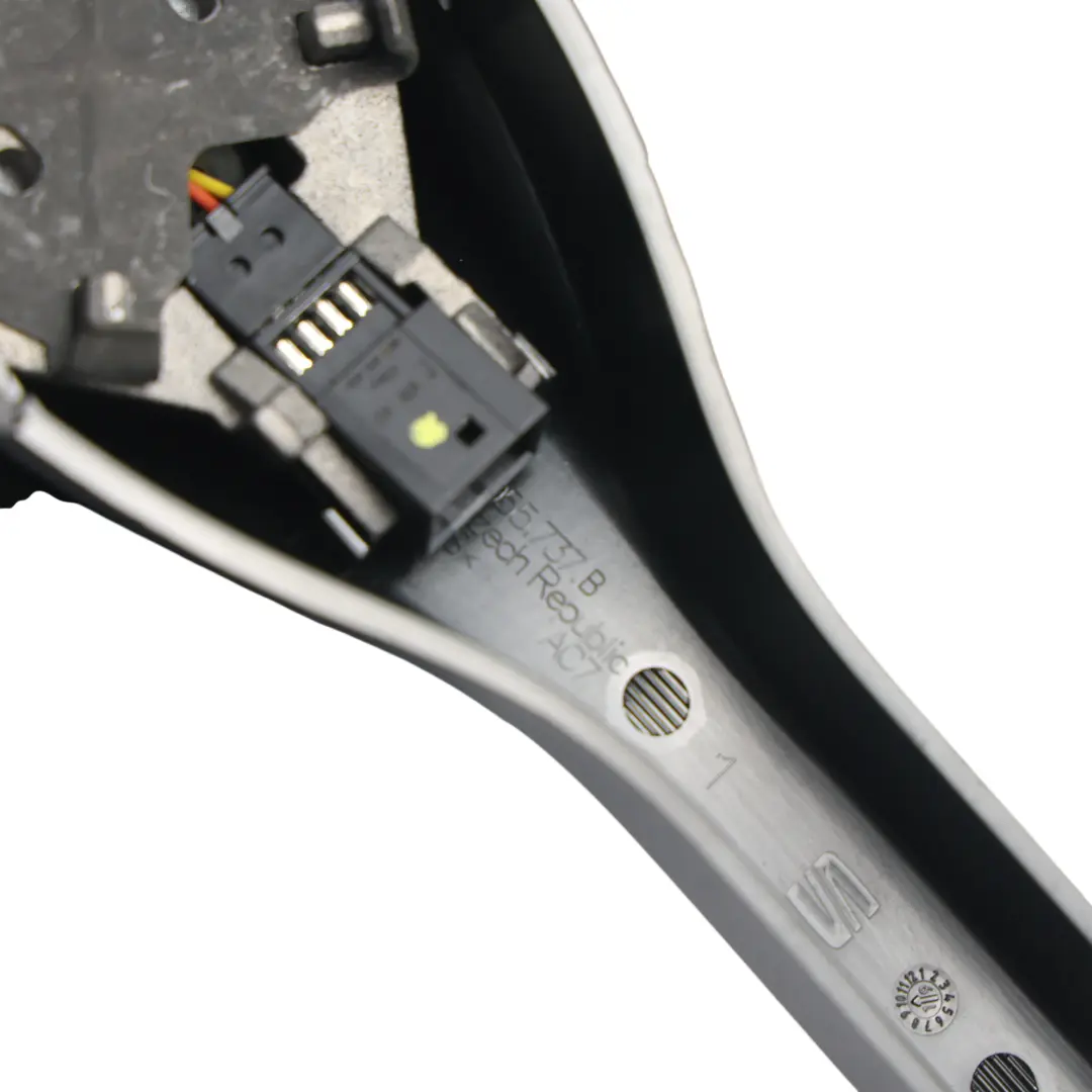 Rétroviseur Avec Caméra Anti-Éblouissement Noir pour Skoda Karoq NU7 à propos du numéro de pièce 57A857511 Skoda Karoq NU7 Rétroviseur Avec Caméra Anti-Éblouissement Noir - SKU 57A857511 - Numéro de pièce 57A857511