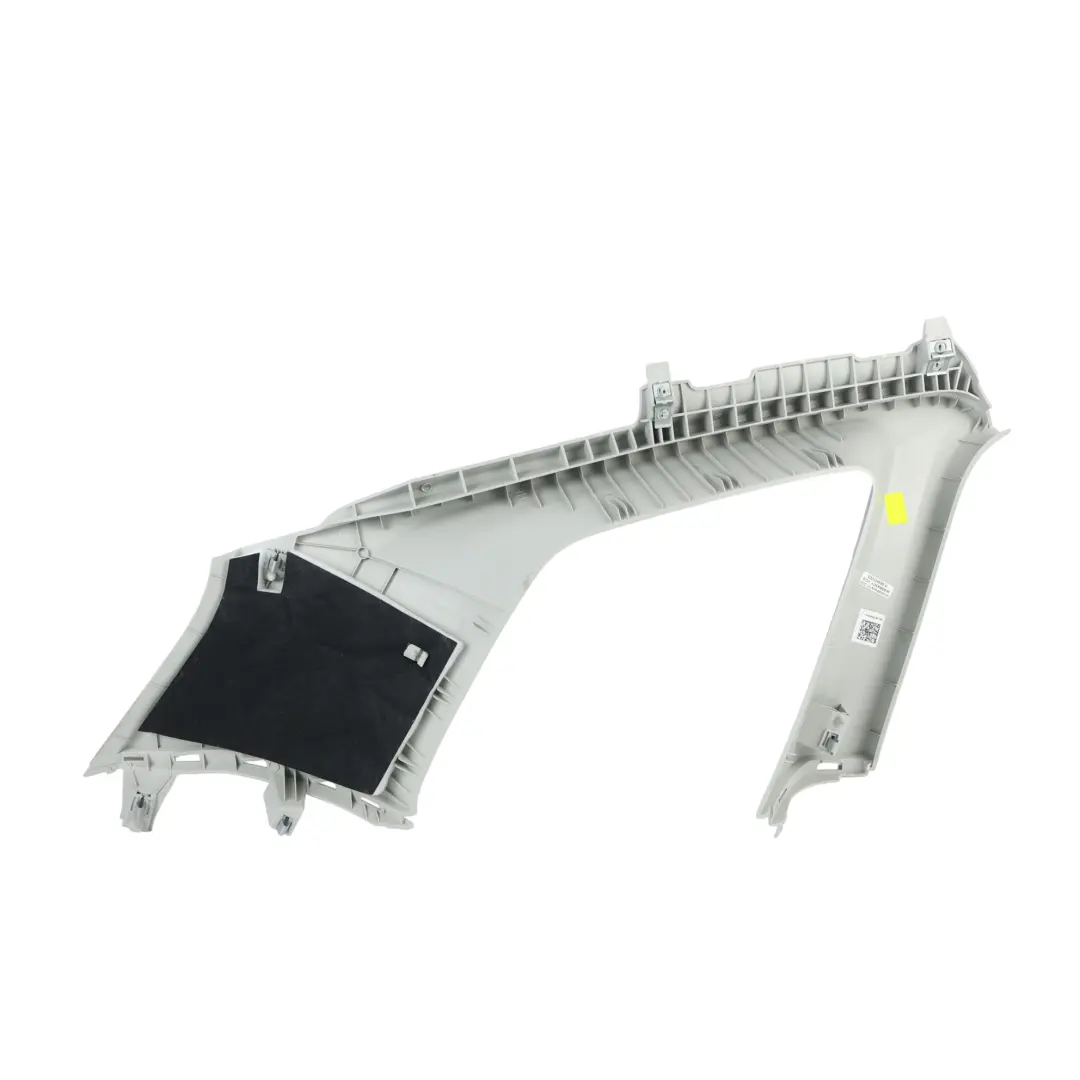 Moldura Panel Pilar C Gris Derecho para Skoda Karoq NU7 con número de pieza 57A867288 Skoda Karoq NU7 Moldura Panel Pilar C Gris Derecho - SKU 57A867288 - Número de pieza 57A867288