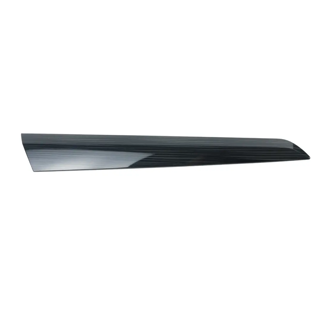 Modanatura Porta Anteriore Sinistra Nera per Skoda Karoq NU7 con numero di parte 57A867439A Skoda Karoq NU7 Modanatura Porta Anteriore Sinistra Nera - SKU 57A867439A - Numero di parte 57A867439A