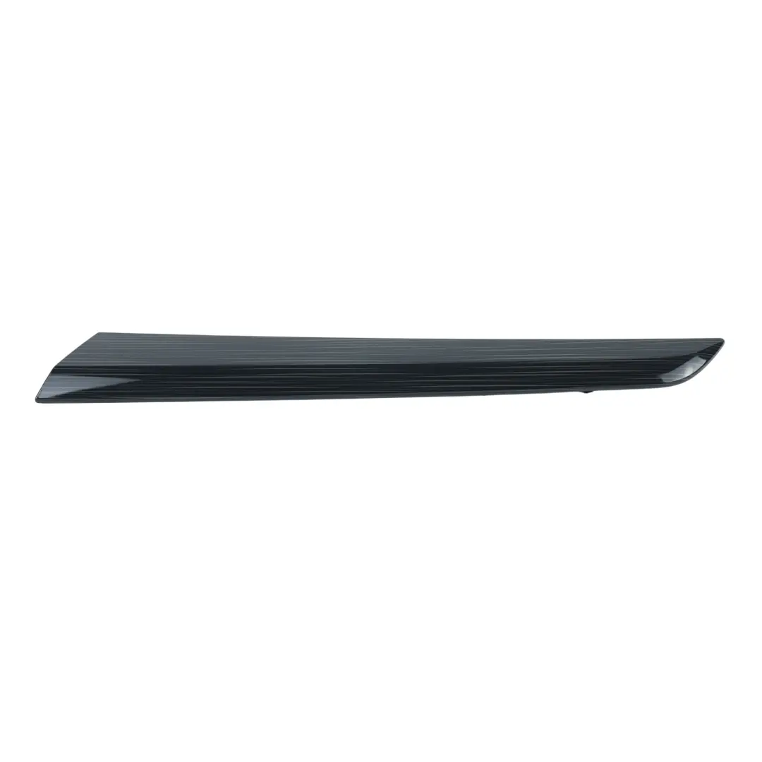 Listwa Ozdobna Drzwi Tylnych Czarna Prawa do Skoda Karoq NU7 o numerze 57A867460A Skoda Karoq NU7 Listwa Ozdobna Drzwi Tylnych Czarna Prawa - SKU 57A867460A - Numer Części 57A867460A