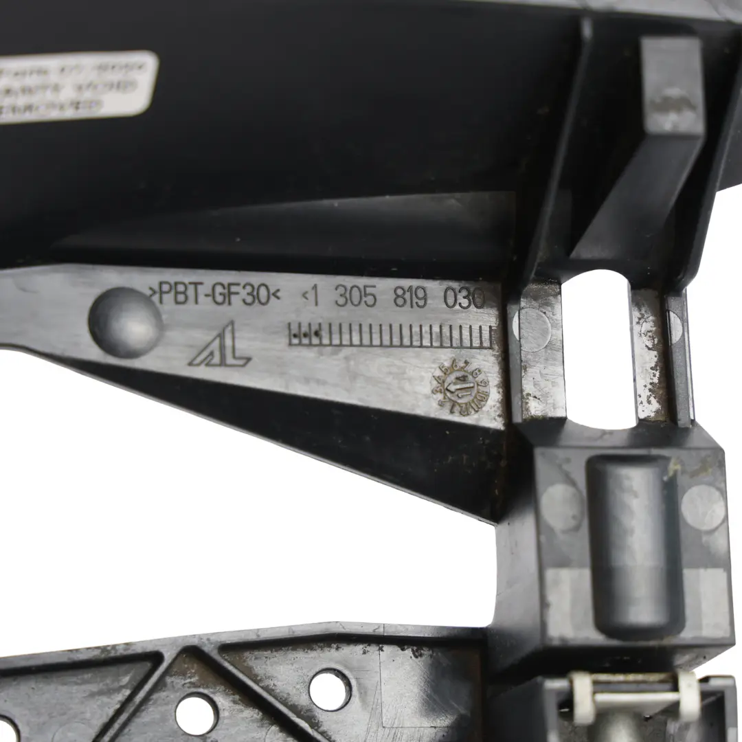 Supporto Staffa Faro Destro 130 per BMW F36 con numero di parte 5819030 BMW F36 Supporto Staffa Faro Destro 130 - SKU 5819030-1 - Numero di parte 5819030