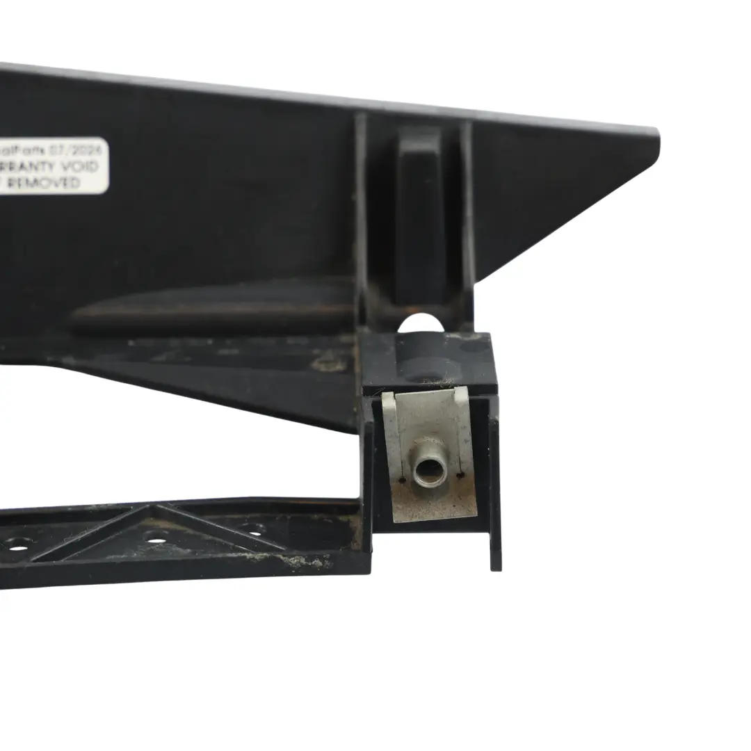 Supporto Staffa Faro Destro 130 per BMW F36 con numero di parte 5819030 BMW F36 Supporto Staffa Faro Destro 130 - SKU 5819030-1 - Numero di parte 5819030