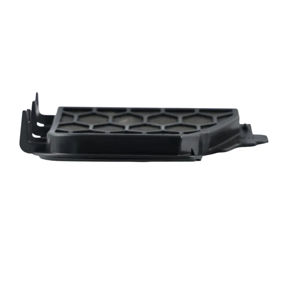 F66 BMW F70 F74 X1 U11 Mocowanie Kanału Powietrza Klimatyzacji do Mini o numerze 5A69A82 Mini F66 BMW F70 F74 X1 U11 Mocowanie Kanału Powietrza Klimatyzacji - SKU 5A69A82 - Numer Części 5A69A82