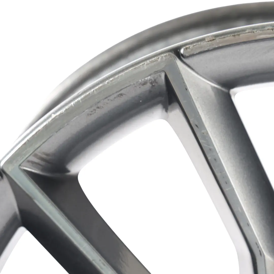 VRS Jante Alliage 7,5J 18" ET:51 Gris Anthracite pour Skoda Octavia à propos du numéro de pièce 5E0601025 Skoda Octavia VRS Jante Alliage 7,5J 18" ET:51 Gris Anthracite - SKU 5E0601025-2 - Numéro de pièce 5E0601025
