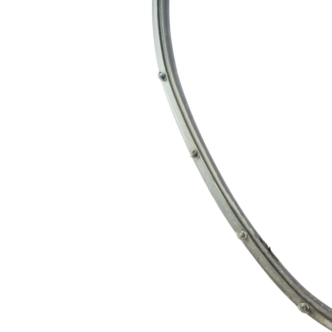 Joint Caoutchouc Étanchéité Porte Extérieur Droit 5E5837142A pour Skoda Octavia RS 5E à propos du numéro de pièce 5E0837698B Skoda Octavia RS 5E Joint Caoutchouc Étanchéité Porte Extérieur Droit 5E5837142A - SKU 5E0837698B - Numéro de pièce 5E0837698B