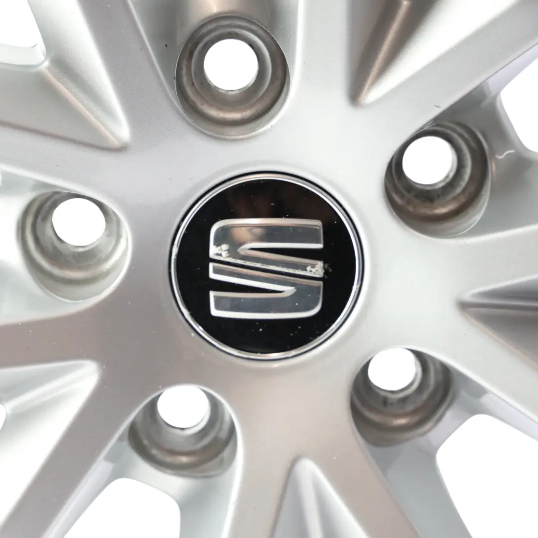 Mk3 5F Alloy Wheel Rim 17" 7J ET:49 Black Star Spoke to Seat Leon with Part number 5F0601025H Seat Leon Mk3 5F Alloy Wheel Rim 17" 7J ET:49 Black Star Spoke - SKU 5F0601025H-3 - Part number 5F0601025H