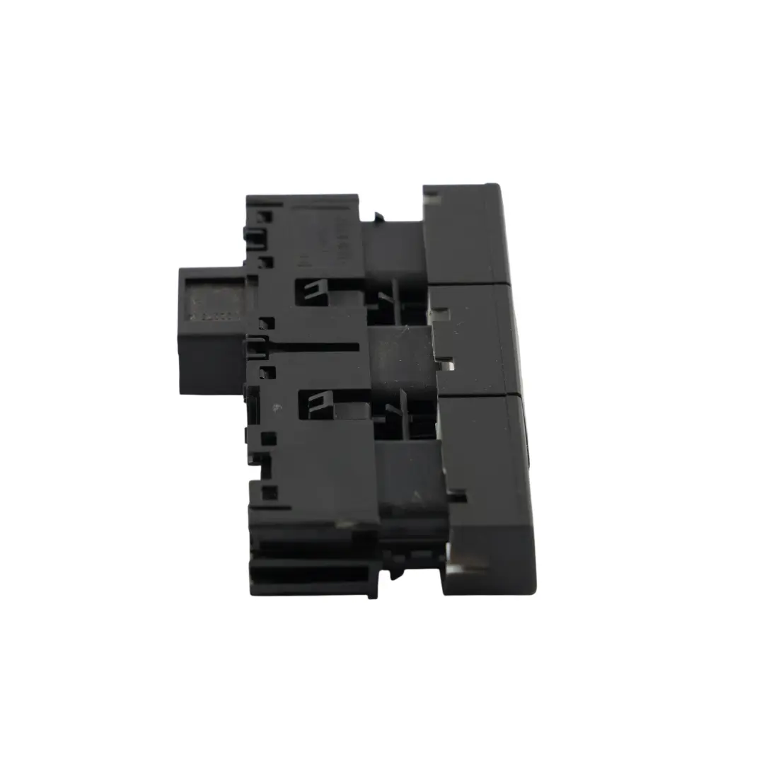 5F Einparkhilfe PDC Schalter Blende Taste für Seat Leon mit Teilenummer 5F0927137B Seat Leon 5F Einparkhilfe PDC Schalter Blende Taste - SKU 5F0927137B - Teilenummer 5F0927137B