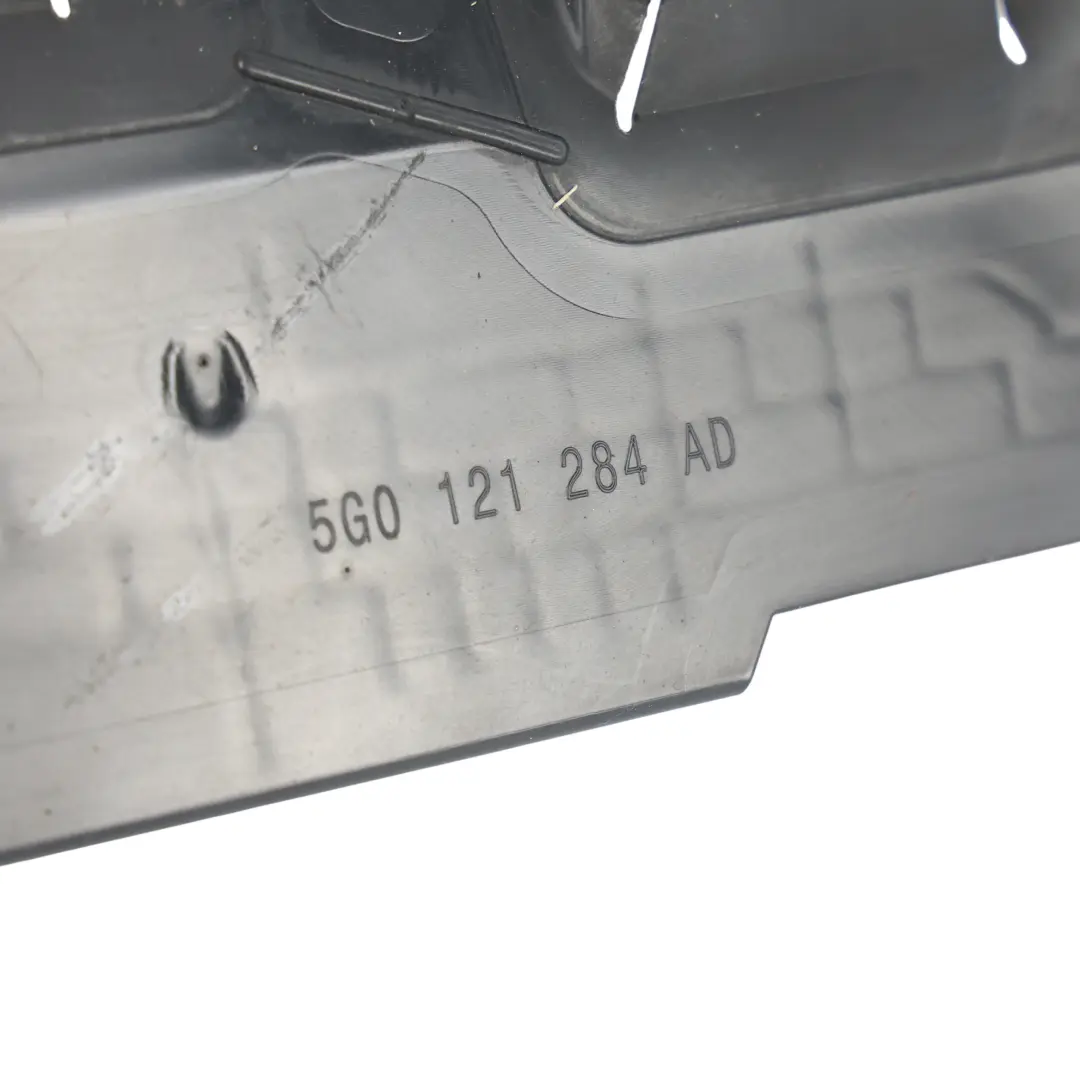 Guida Aria Radiatore Liquido Refrigerante Destra per Volkswagen Golf Mk7 con numero di parte 5G0121284AD Volkswagen Golf Mk7 Guida Aria Radiatore Liquido Refrigerante Destra - SKU 5G0121284AD - Numero di parte 5G0121284AD