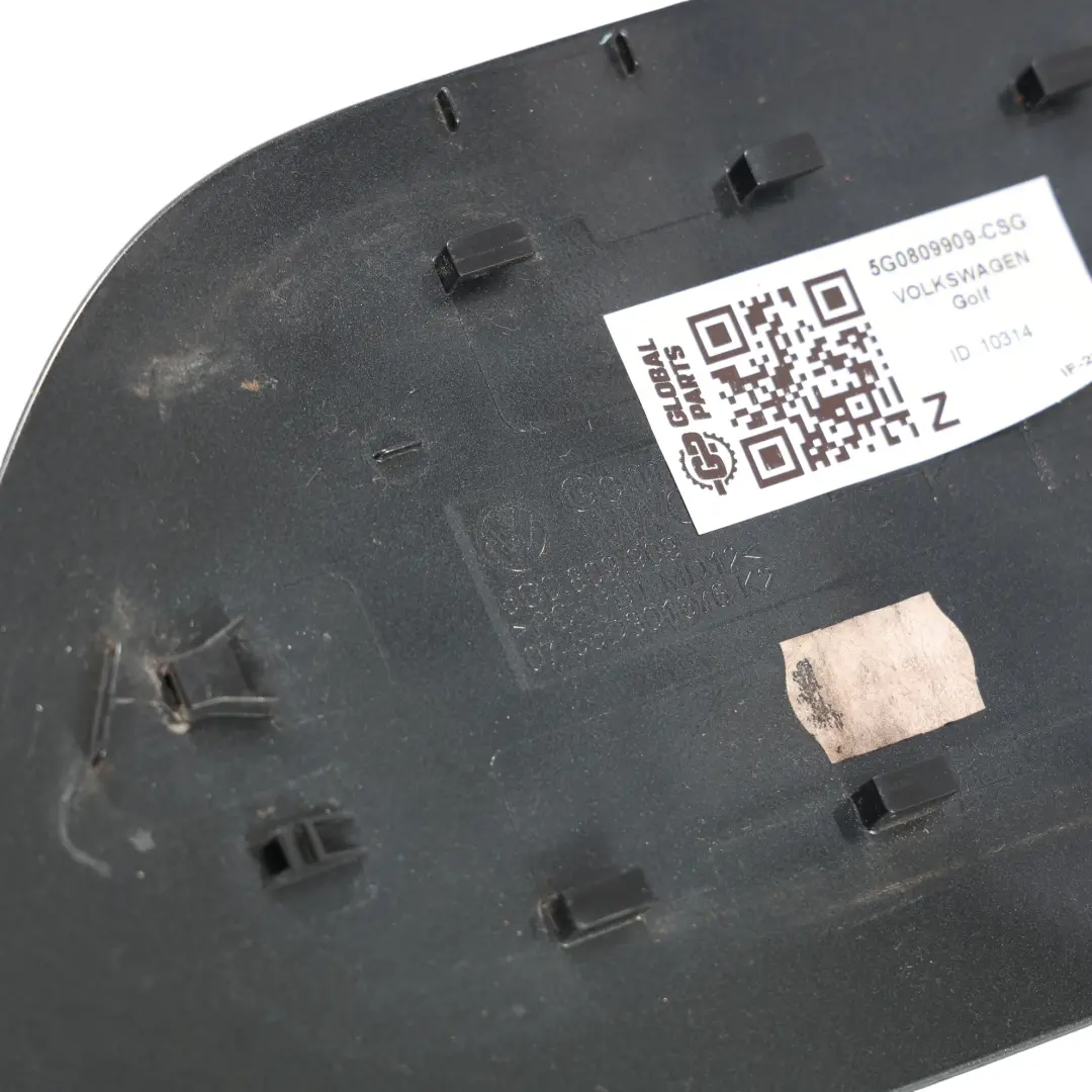 Klapka Wlewu Paliwa Szary Metaliczny A9W do Volkswagen Golf Mk7 o numerze 5G0809909 Volkswagen Golf Mk7 Klapka Wlewu Paliwa Szary Metaliczny A9W - SKU 5G0809909-CSG - Numer Części 5G0809909