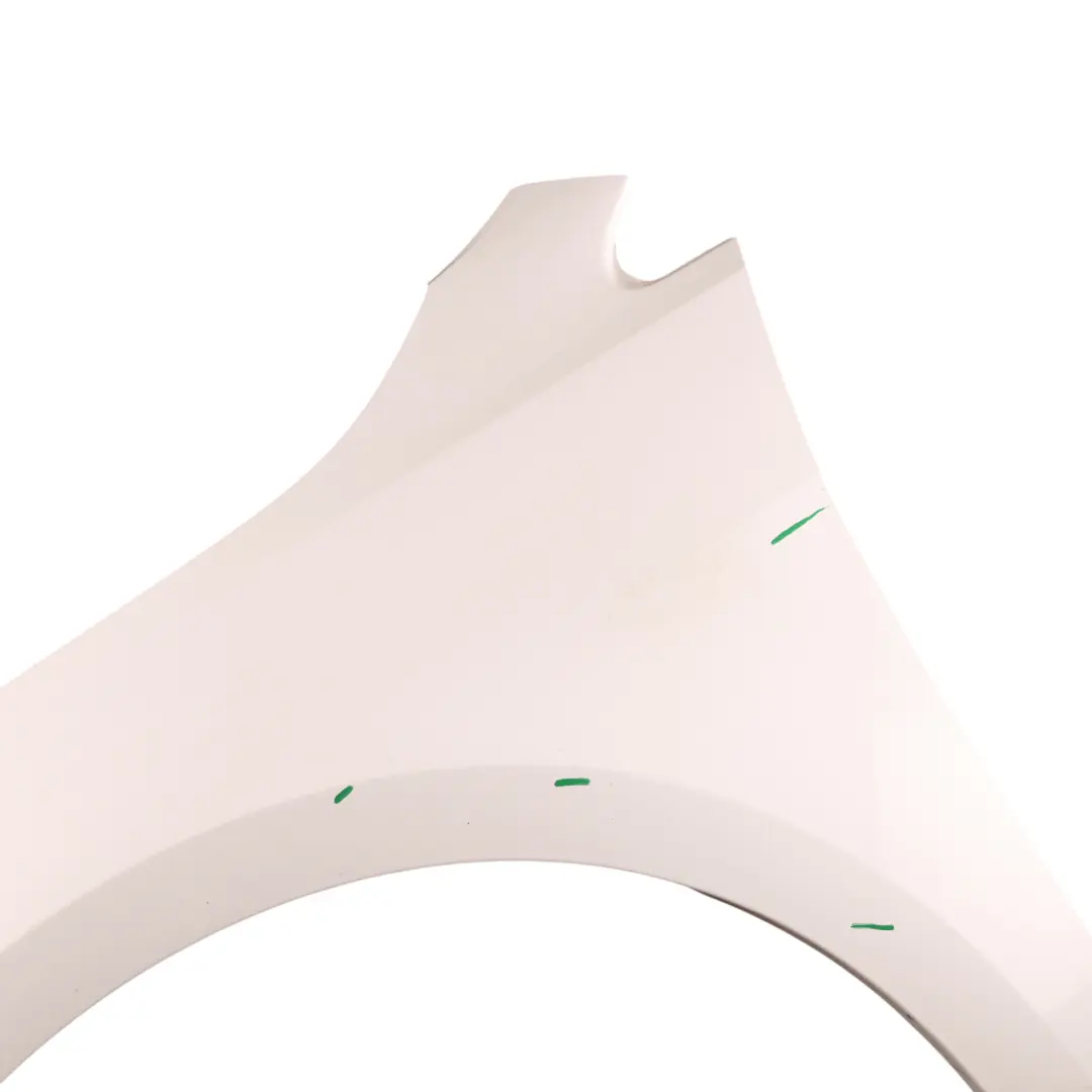 Pannello Laterale Anteriore Sinistro Bianco Puro C9A per Volkswagen Golf Mk7 con numero di parte 5G0821105A Volkswagen Golf Mk7 Pannello Laterale Anteriore Sinistro Bianco Puro C9A - SKU 5G0821105A-PWH - Numero di parte 5G0821105A