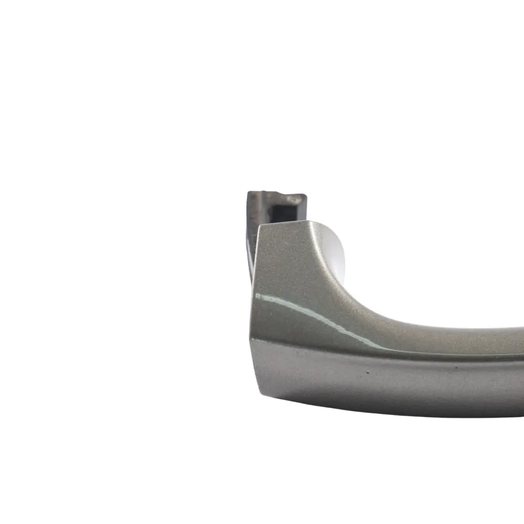 5G Poignée Porte Arrière Droite Gris Limestone A7N pour Volkswagen Golf 7 à propos du numéro de pièce 5G0837206N Volkswagen Golf 7 5G Poignée Porte Arrière Droite Gris Limestone A7N - SKU 5G0837206N-LIM - Numéro de pièce 5G0837206N