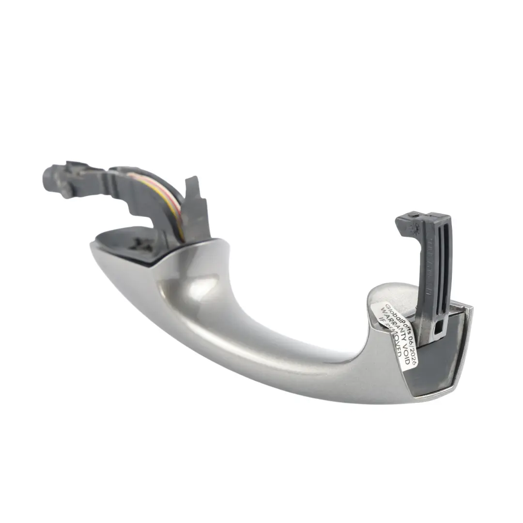 5G Manija Tirador Puerta Delantera Derecha Gris Caliza A7N para Volkswagen Golf Mk7 con número de pieza 5G0837206Q Volkswagen Golf Mk7 5G Manija Tirador Puerta Delantera Derecha Gris Caliza A7N - SKU 5G0837206Q-LIM - Número de pieza 5G0837206Q