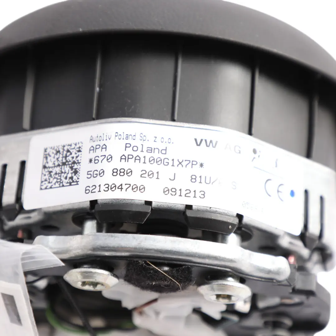 Volkswagen VW Golf R Mk7 5G Driver's Steering Wheel Air Module - SKU 5G0880201J - Part number 5G0880201J