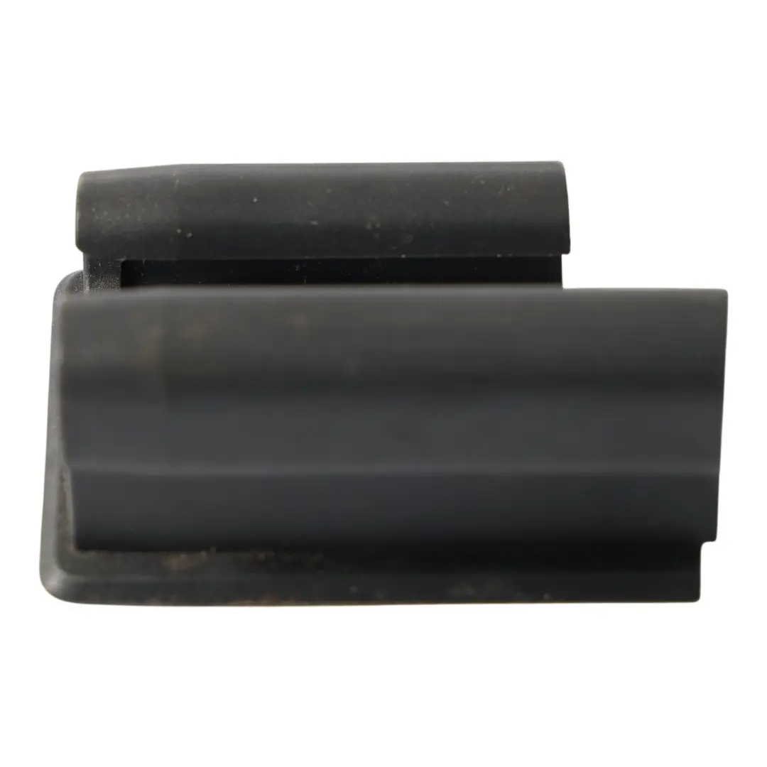 Volkswagen Tiguan 5N Superb 3V Karoq Cache Rail Siège Avant Gauche - SKU 5G0881347G - Numéro de pièce 5G0881347G