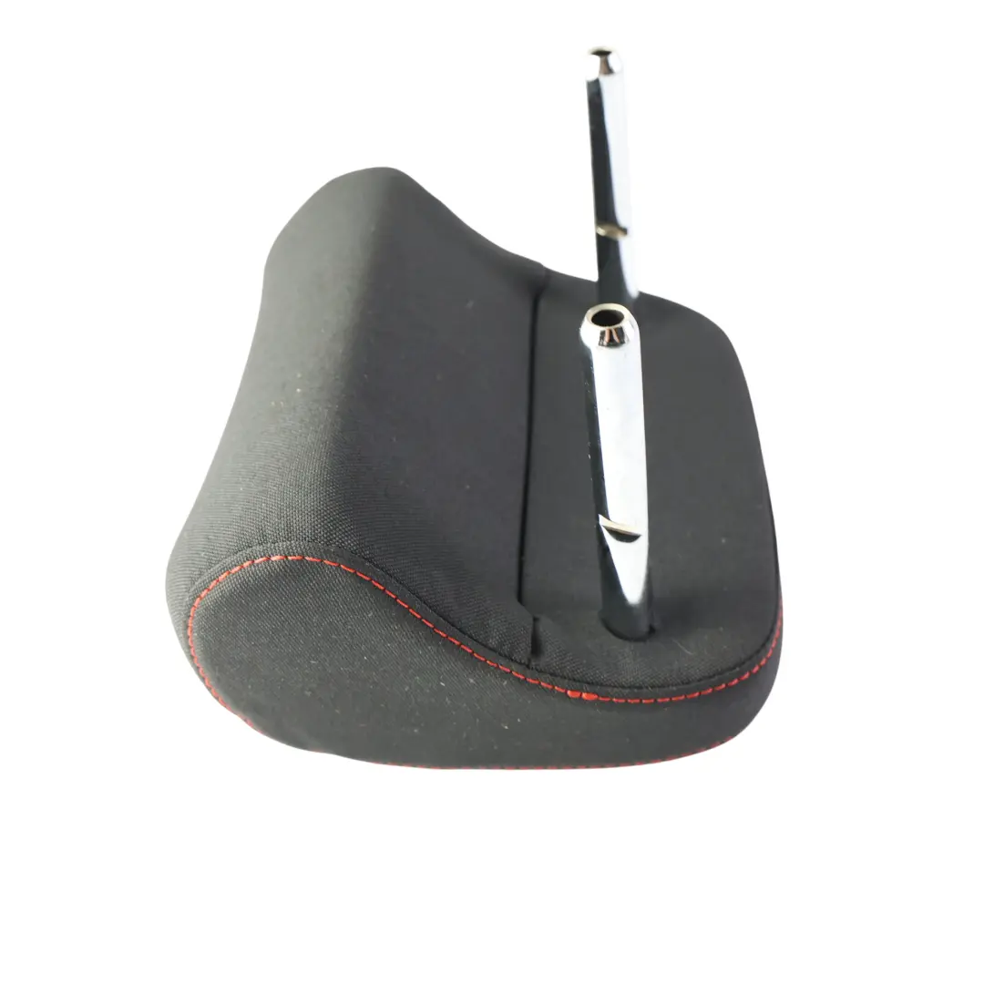 Tylny Zagłówek Środkowy Materiałowy Czarny do Volkswagen Golf Mk7 o numerze 5G0885902Q Volkswagen Golf Mk7 Tylny Zagłówek Środkowy Materiałowy Czarny - SKU 5G0885902Q-1 - Numer Części 5G0885902Q