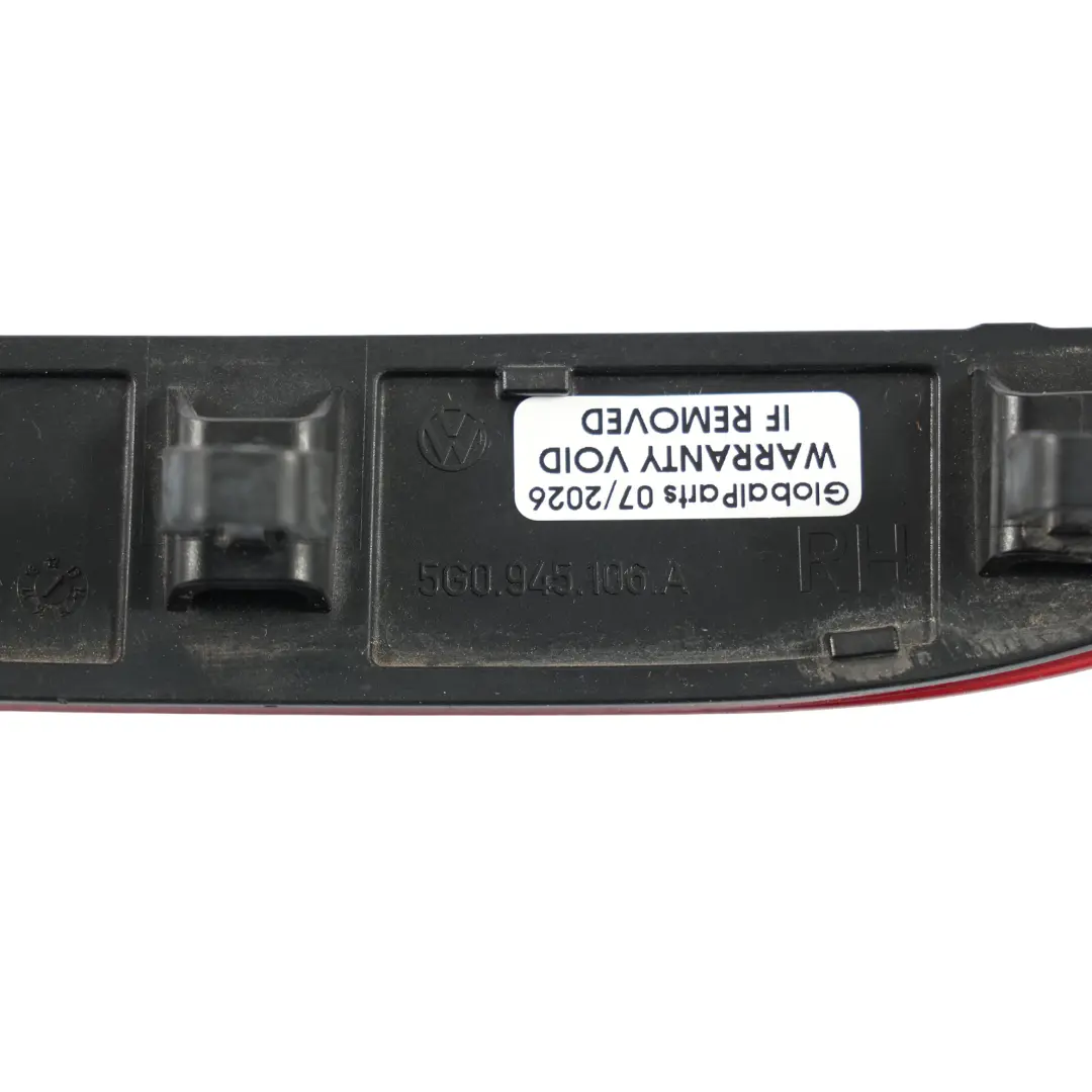 5G Réflecteur Feu Pare-Chocs Arrière Droit pour Volkswagen Golf R Mk7 à propos du numéro de pièce 5G0945106A Volkswagen Golf R Mk7 5G Réflecteur Feu Pare-Chocs Arrière Droit - SKU 5G0945106A - Numéro de pièce 5G0945106A