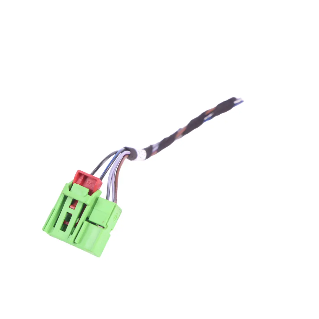 Tylna Lampa Wewnętrzna LED Lewa do Volkswagen Golf VII o numerze 5G0945307Q Volkswagen Golf VII Tylna Lampa Wewnętrzna LED Lewa - SKU 5G0945307Q-2 - Numer Części 5G0945307Q
