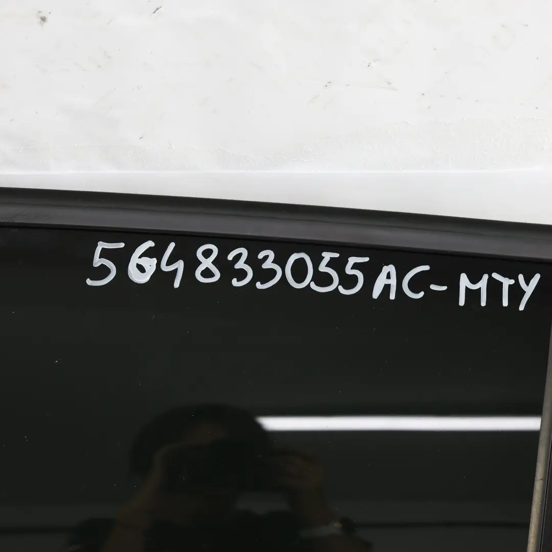Panneau Porte Arrière Gauche Jaune Curcuma Métallisé R1X pour Volkswagen Golf Mk7 à propos du numéro de pièce 5G4833055AC Volkswagen Golf Mk7 Panneau Porte Arrière Gauche Jaune Curcuma Métallisé R1X - SKU 5G4833055AC-MTY - Numéro de pièce 5G4833055AC