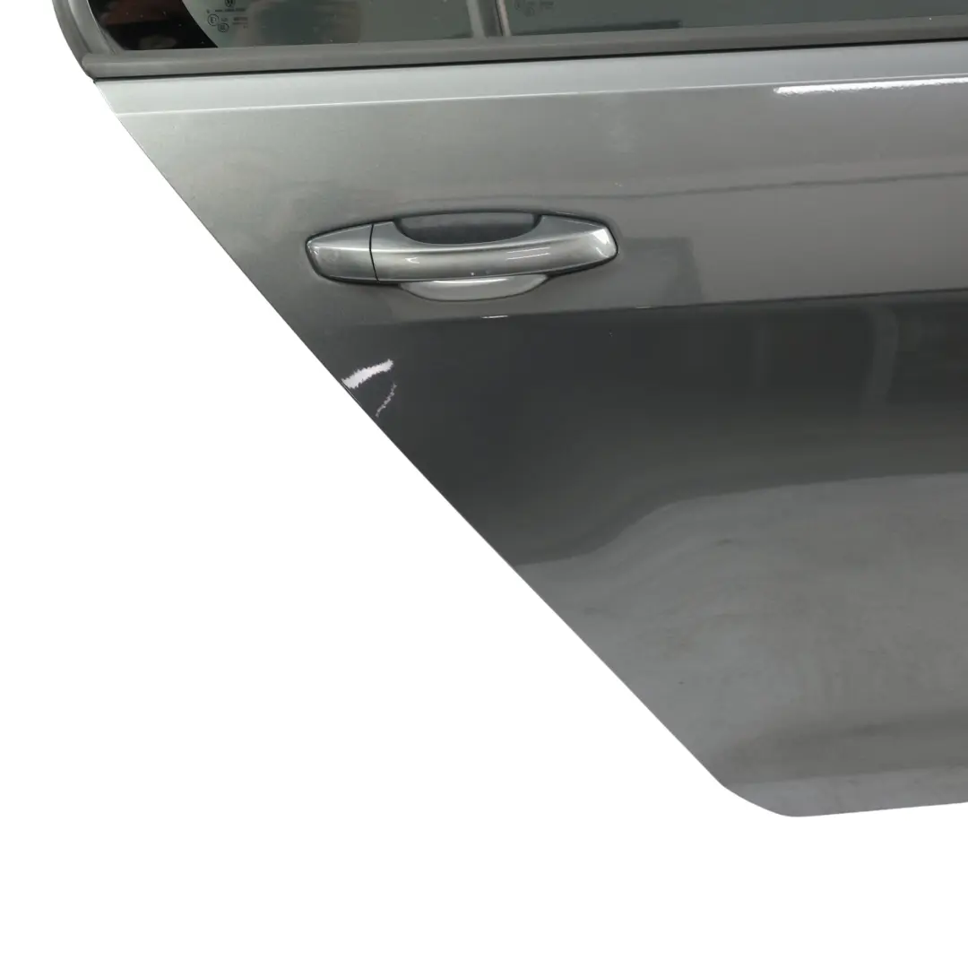 Türverkleidung Hinten Rechts Indiumgrau Metallic R7H für Volkswagen Golf Mk7 mit Teilenummer 5G4833056AD Volkswagen Golf Mk7 Türverkleidung Hinten Rechts Indiumgrau Metallic R7H - SKU 5G4833056AD-IDG - Teilenummer 5G4833056AD