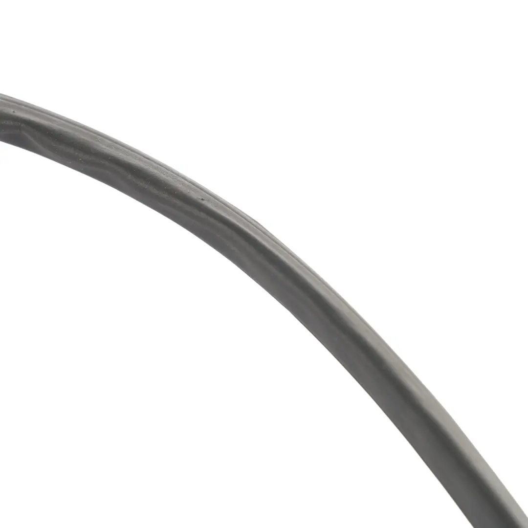 Türdichtung Außen Hinten Links Gummi für Volkswagen Golf R MK7 mit Teilenummer 5G6839699C Volkswagen Golf R MK7 Türdichtung Außen Hinten Links Gummi - SKU 5G6839699C - Teilenummer 5G6839699C