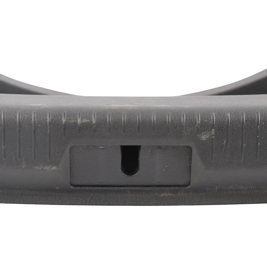 Pannello Copertura Portellone Posteriore per Volkswagen Golf Mk7 con numero di parte 5G6863459L Volkswagen Golf Mk7 Pannello Copertura Portellone Posteriore - SKU 5G6863459L - Numero di parte 5G6863459L
