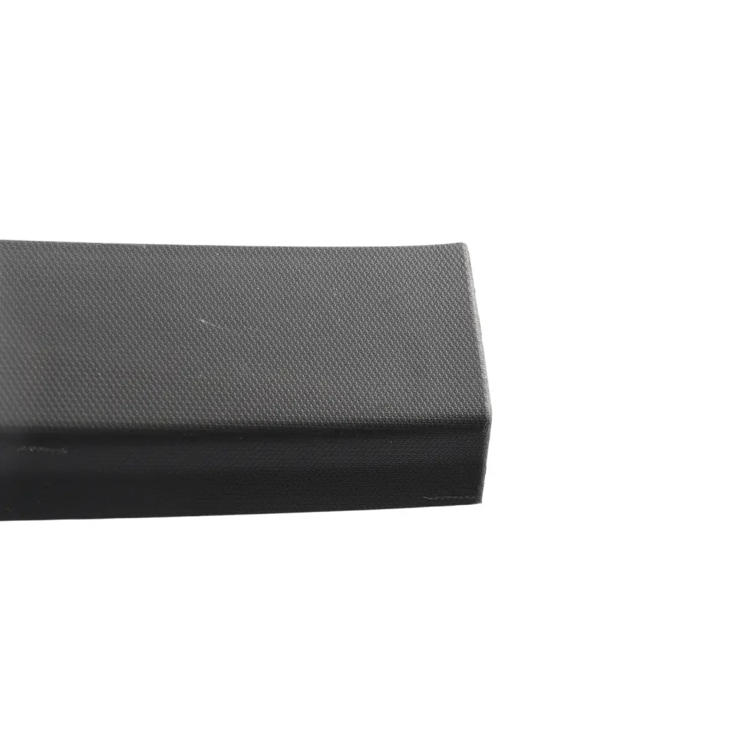 Tira Tapizado Techo Interior Trasero para Volkswagen Golf R Mk7 con número de pieza 5G6867617 Volkswagen Golf R Mk7 Tira Tapizado Techo Interior Trasero - SKU 5G6867617 - Número de pieza 5G6867617