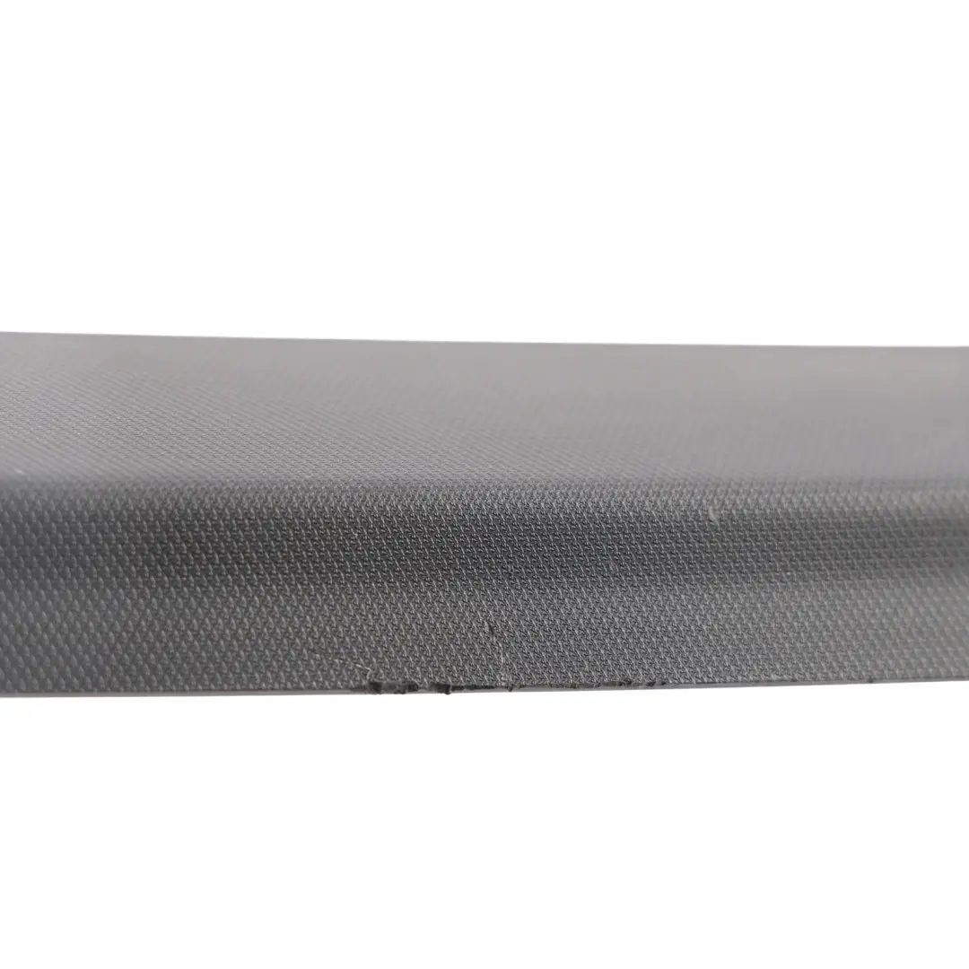 Garniture Bande Ciel de Toit Arrière pour Volkswagen Golf R Mk7 à propos du numéro de pièce 5G6867617 Volkswagen Golf R Mk7 Garniture Bande Ciel de Toit Arrière - SKU 5G6867617 - Numéro de pièce 5G6867617