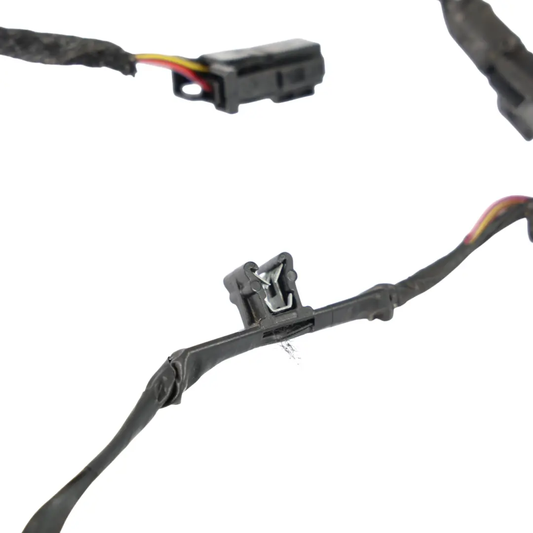 Câble Bowden Déverrouillage Porte Arrière Droit pour Volkswagen Golf CD1 à propos du numéro de pièce 5H0972692B Volkswagen Golf CD1 Câble Bowden Déverrouillage Porte Arrière Droit - SKU 5H0972692B - Numéro de pièce 5H0972692B