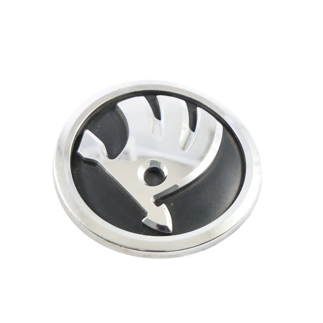 MK2 5J Emblema Logo Badge Griglia Anteriore Portellone A per Skoda Fabia con numero di parte 5J0853621 Skoda Fabia MK2 5J Emblema Logo Badge Griglia Anteriore Portellone A - SKU 5J0853621-1 - Numero di parte 5J0853621