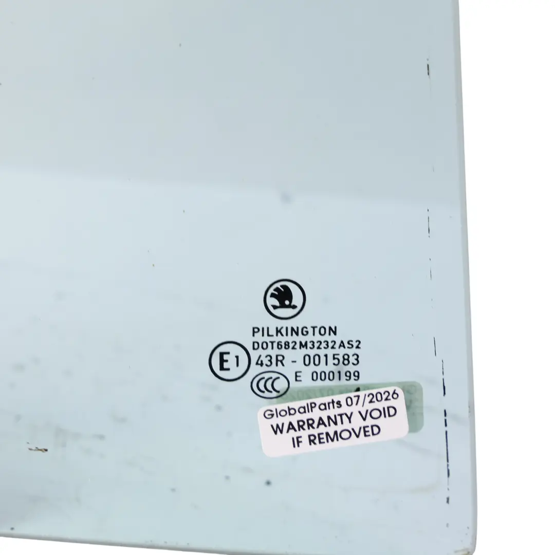 Cristal Ventana Trasera Verde Tintado Derecho 5J6845209AG para Skoda Fabia 5J con número de pieza 5J6845210AG Skoda Fabia 5J Cristal Ventana Trasera Verde Tintado Derecho 5J6845209AG - SKU 5J6845210AG-1 - Número de pieza 5J6845210AG