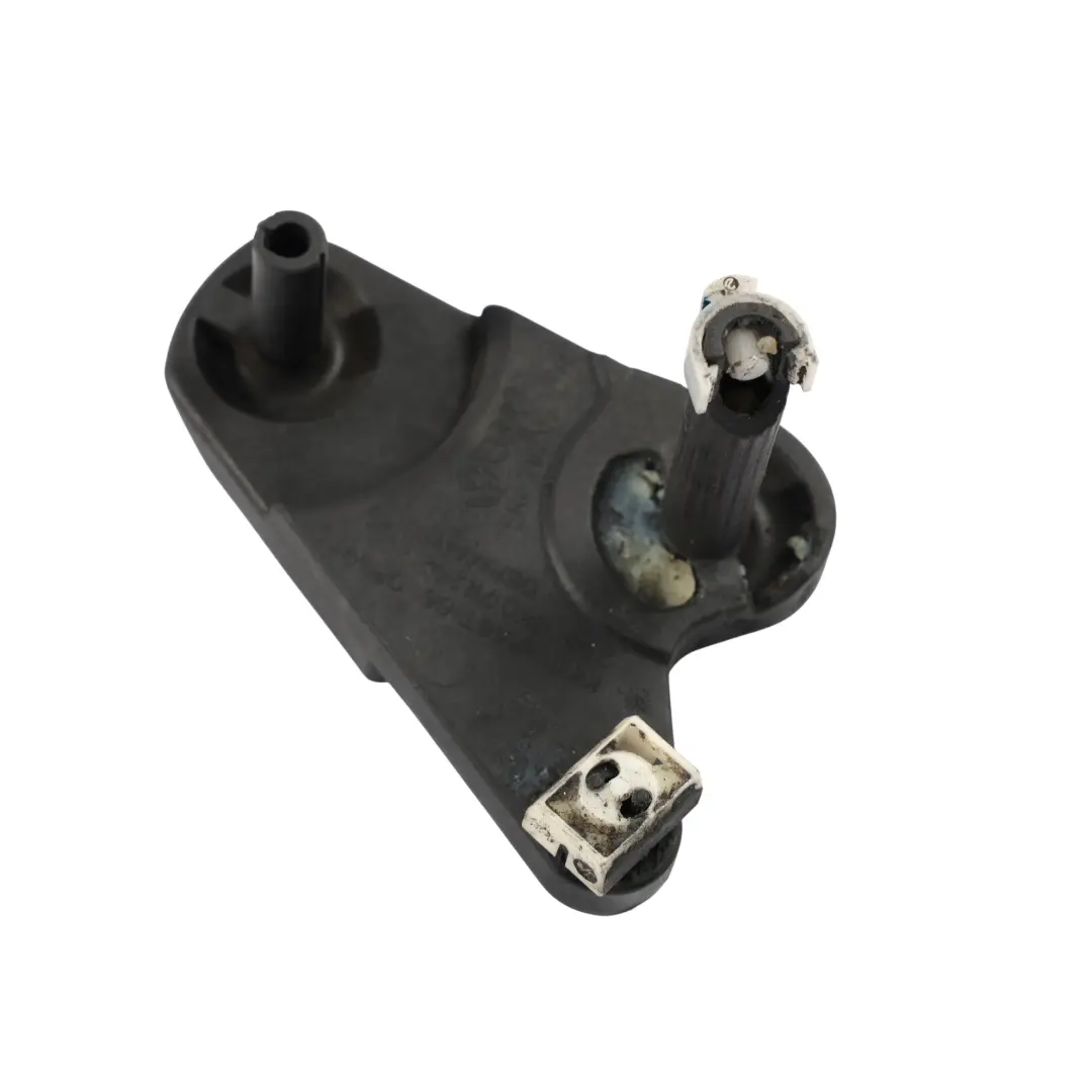 Schalthebel Getriebe Halterung Träger für Audi A1 A3 8P Q2 VW Golf mit Teilenummer 5K0711202 Audi A1 A3 8P Q2 VW Golf Schalthebel Getriebe Halterung Träger - SKU 5K0711202 - Teilenummer 5K0711202