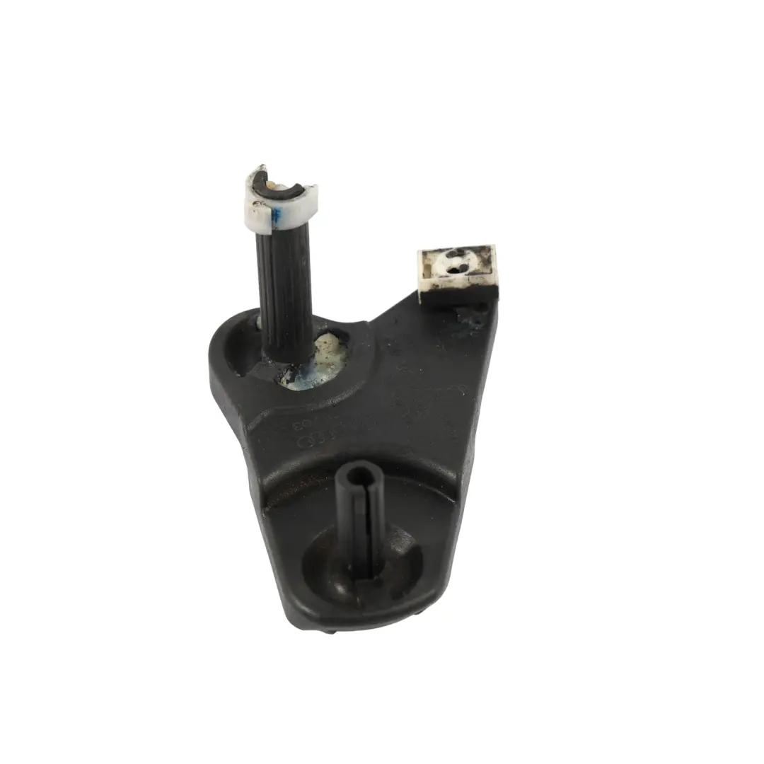 Supporto Staffa Leva Cambio per Audi A1 A3 8P Q2 VW Golf con numero di parte 5K0711202 Audi A1 A3 8P Q2 VW Golf Supporto Staffa Leva Cambio - SKU 5K0711202 - Numero di parte 5K0711202