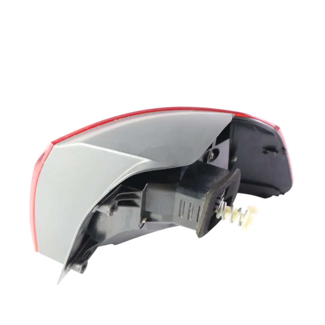 MK6 GTI Fanale Posteriore Destro Oscurato per Volkswagen Golf con numero di parte 5K0945096Q Volkswagen Golf MK6 GTI Fanale Posteriore Destro Oscurato - SKU 5K0945096Q - Numero di parte 5K0945096Q